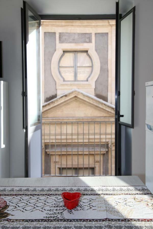 Sicily Wonderful Piazza Universita' Villa คาตาเนีย ภายนอก รูปภาพ